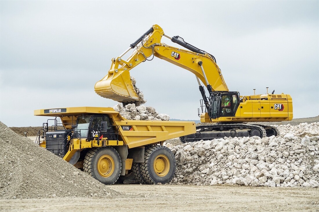 Getting Up Close and Personal with the Cat 395 (Virtually)