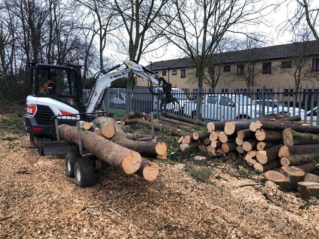 New Bobcat minis for Hirst Brothers