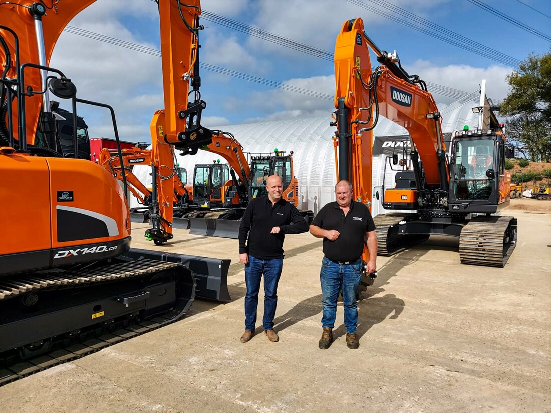 Six new Doosan diggers for DCV Engineering