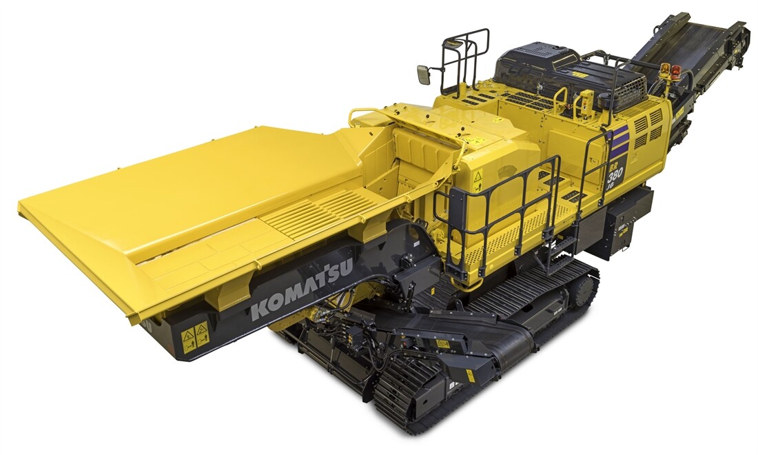 Komatsu BR380JG-3 mobile jaw crusher