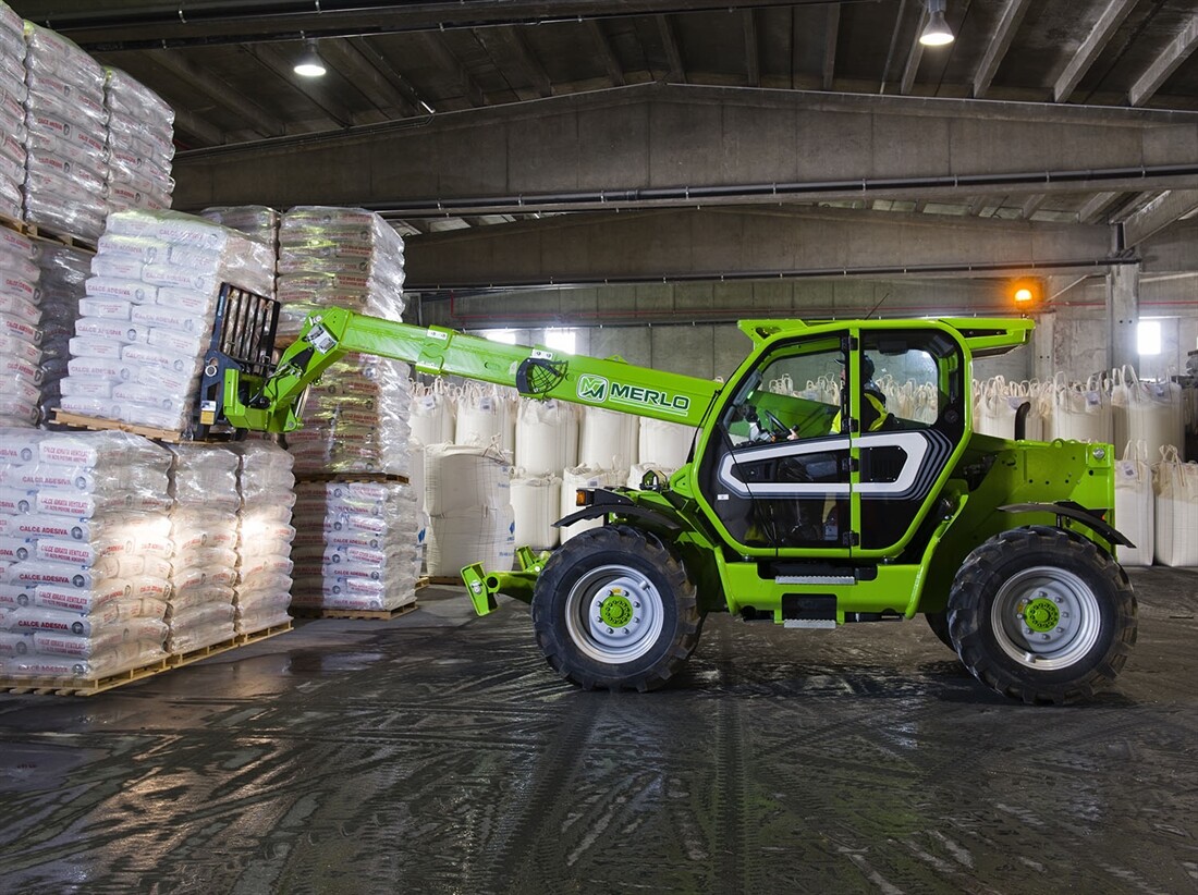 Merlo Turbofarmer TF35.11 TT-145 telehandler