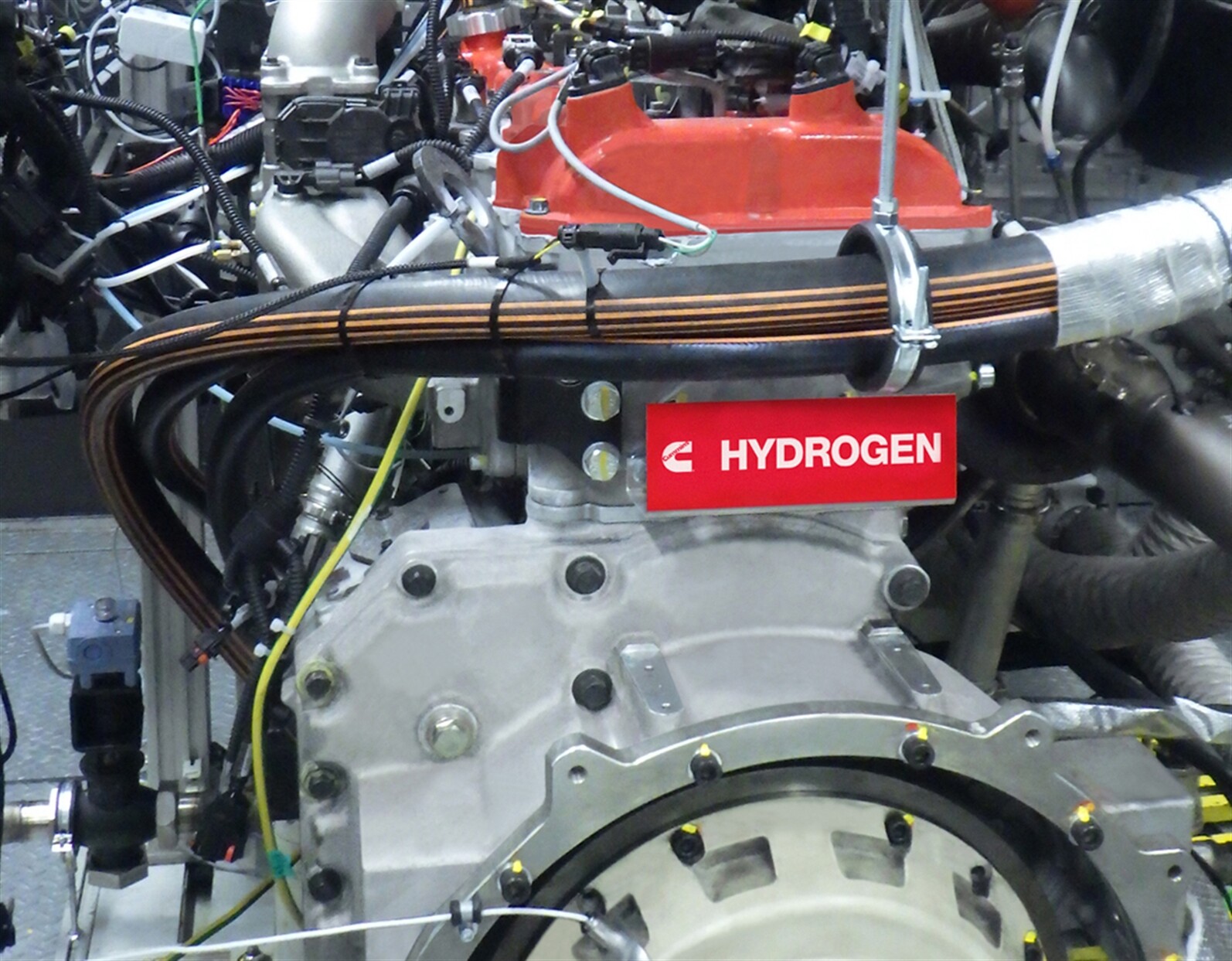 Cummins developing hydrogen-fuelled engines