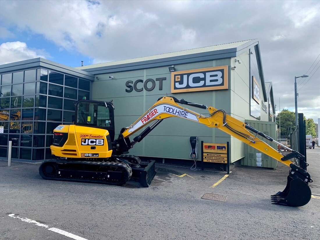 Scottish plant hirer buys 200th JCB excavator