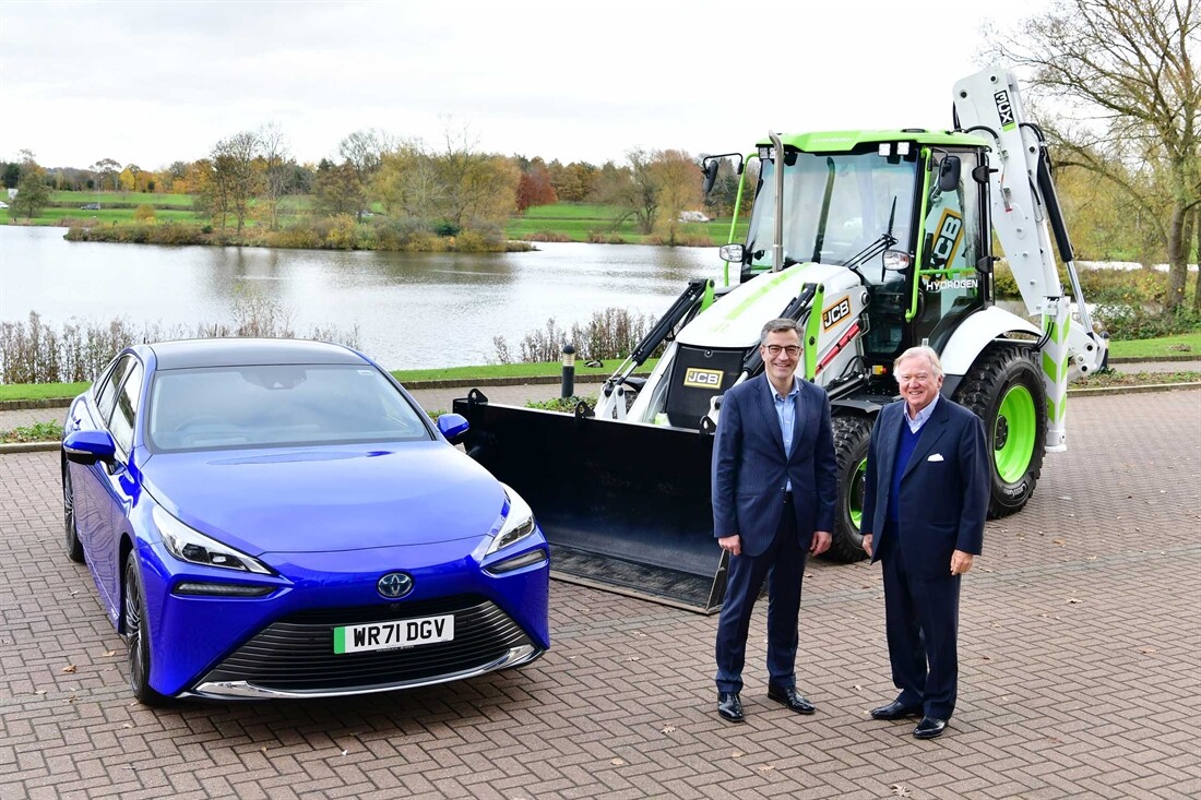 Hydrogen-fuelled Toyota joins JCB fleet