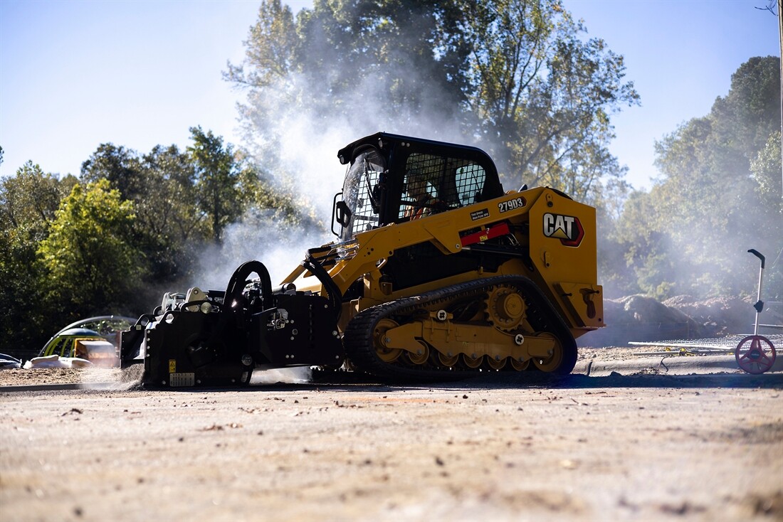 Cat smart creep feature for skid-steers and loaders
