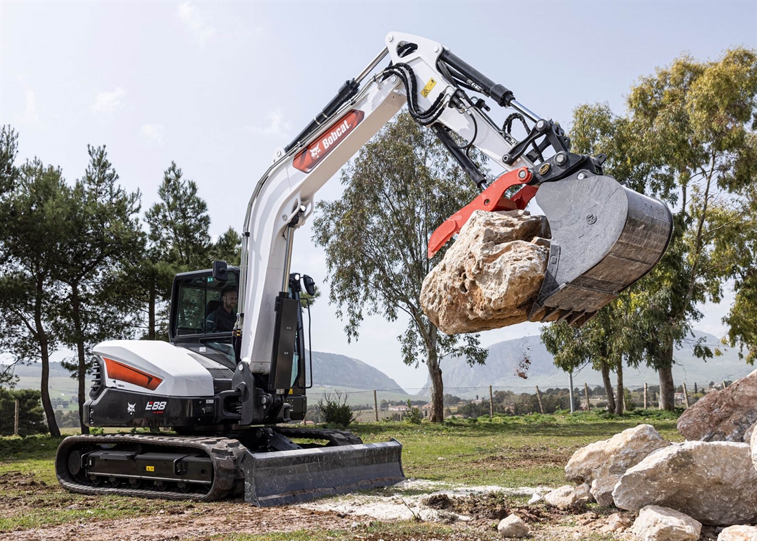 New 8-tonne Bobcat E88 excavator