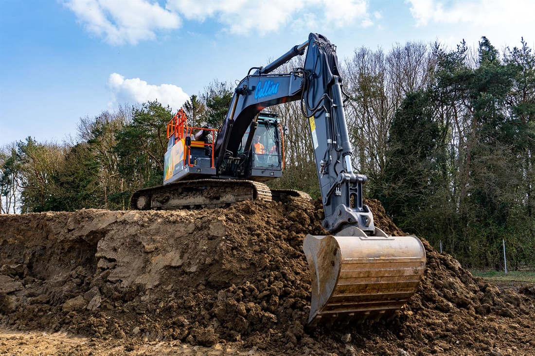 Collins runs new Volvo EC300E Hybrids on HVO