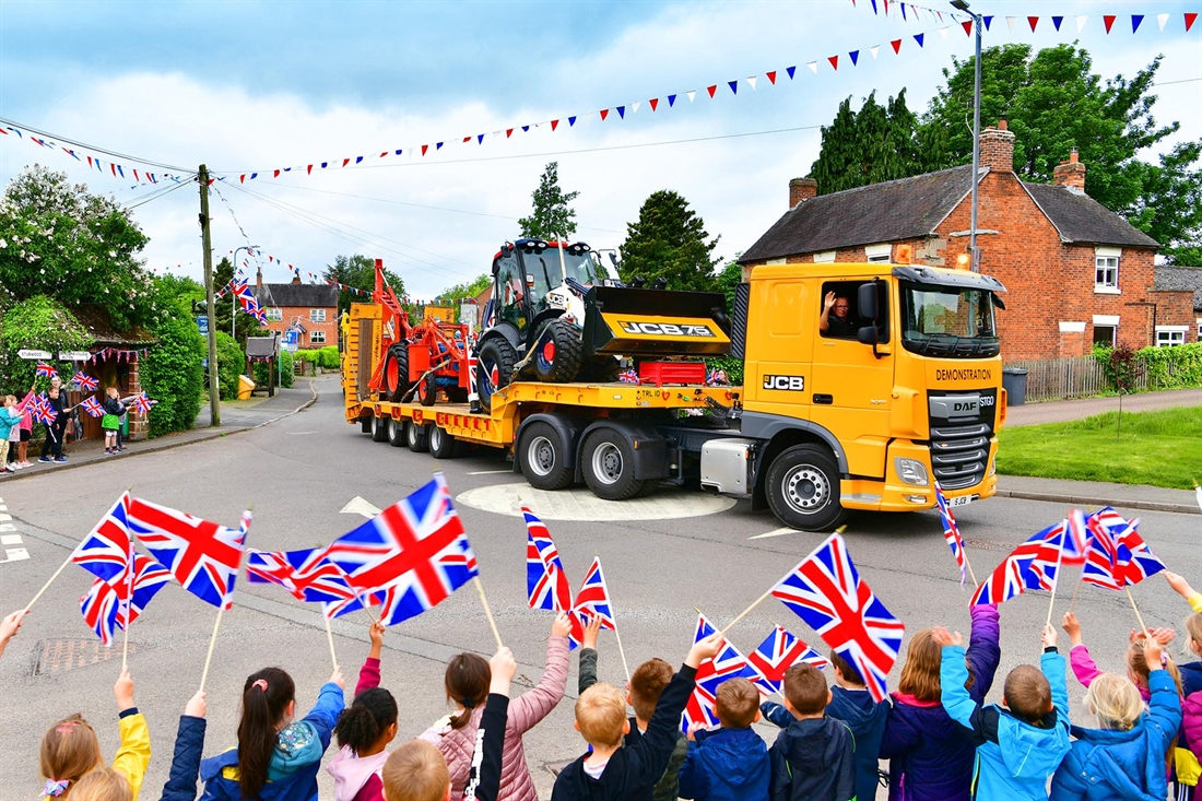 JCB machines head to London for Queens Jubilee