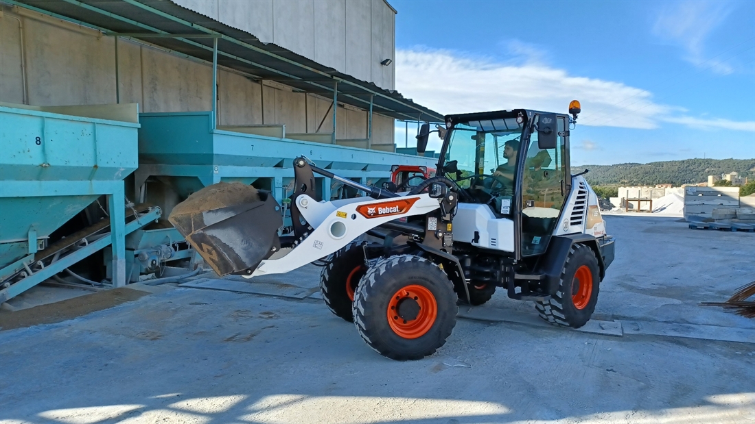 Loading up for Bobcat