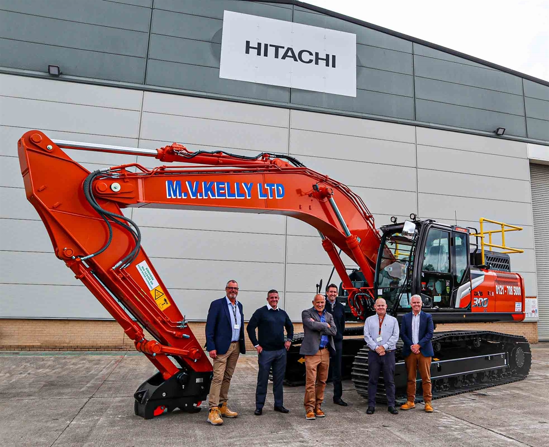 2,000th Hitachi machine for M.V. Kelly