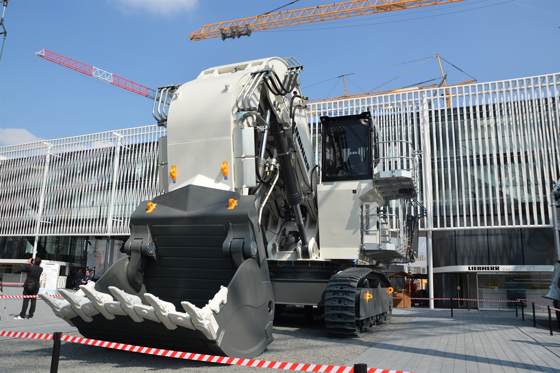 Liebherr: Baumas Crme de la Crme