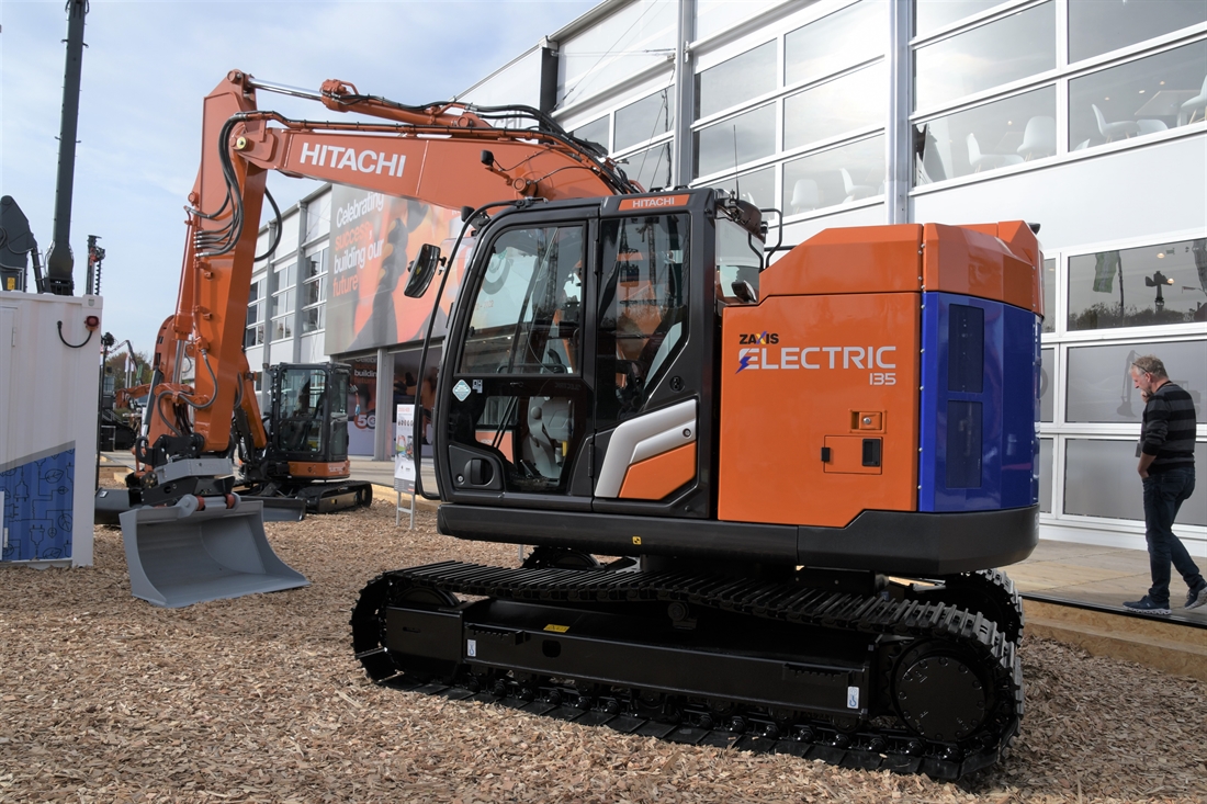 Electric Atmosphere with Hitachi at Bauma