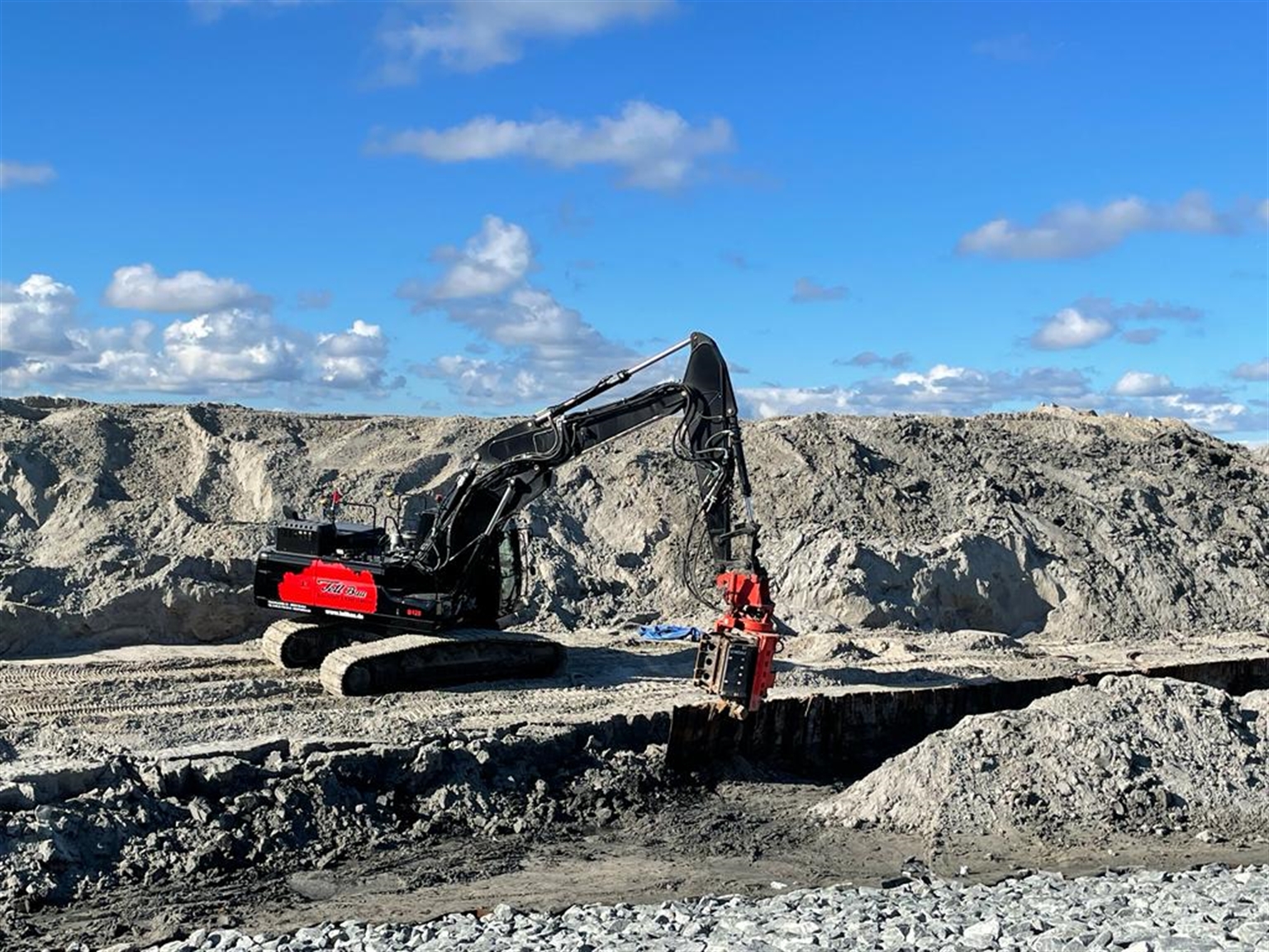 Doosan DX255NLC helps protect Norderney Island