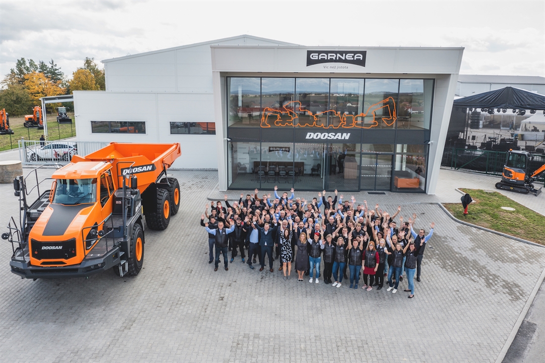 Doosan importer Garnea opens new facility