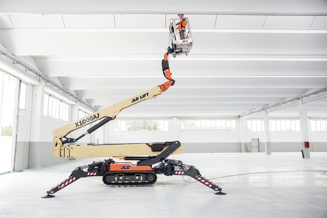 JLG Industries acquires Hinowa