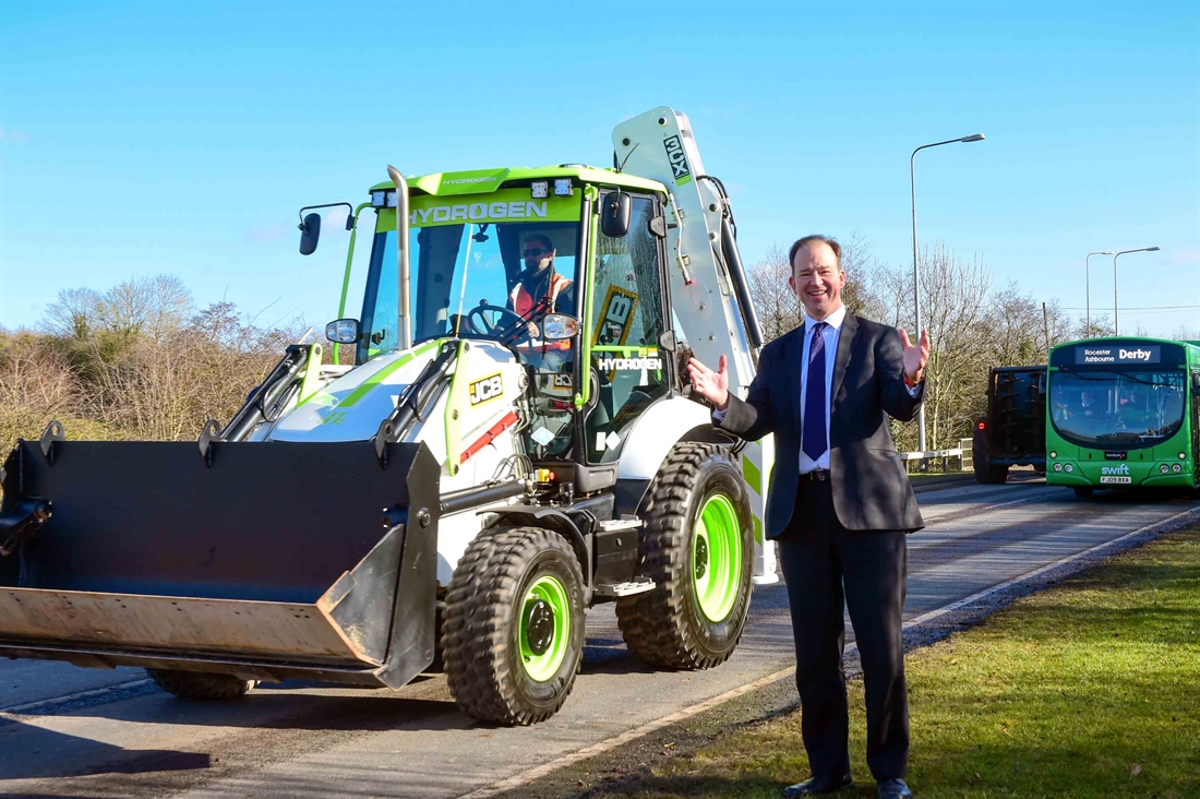 Hydrogen-fuelled JCB on UK roads