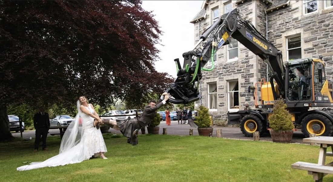 Volvo & Steelwrist appear in Tiltrotator Stars Wedding