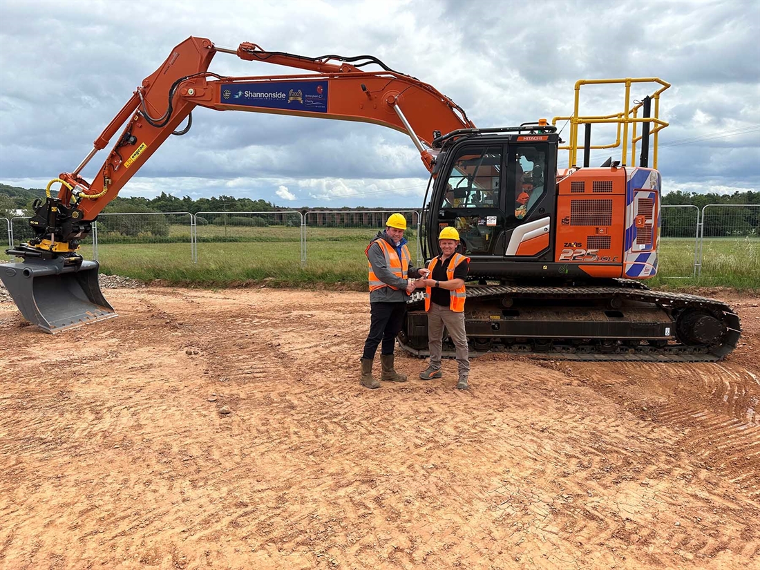 Shannonside Civil Engineering's 200th Hitachi