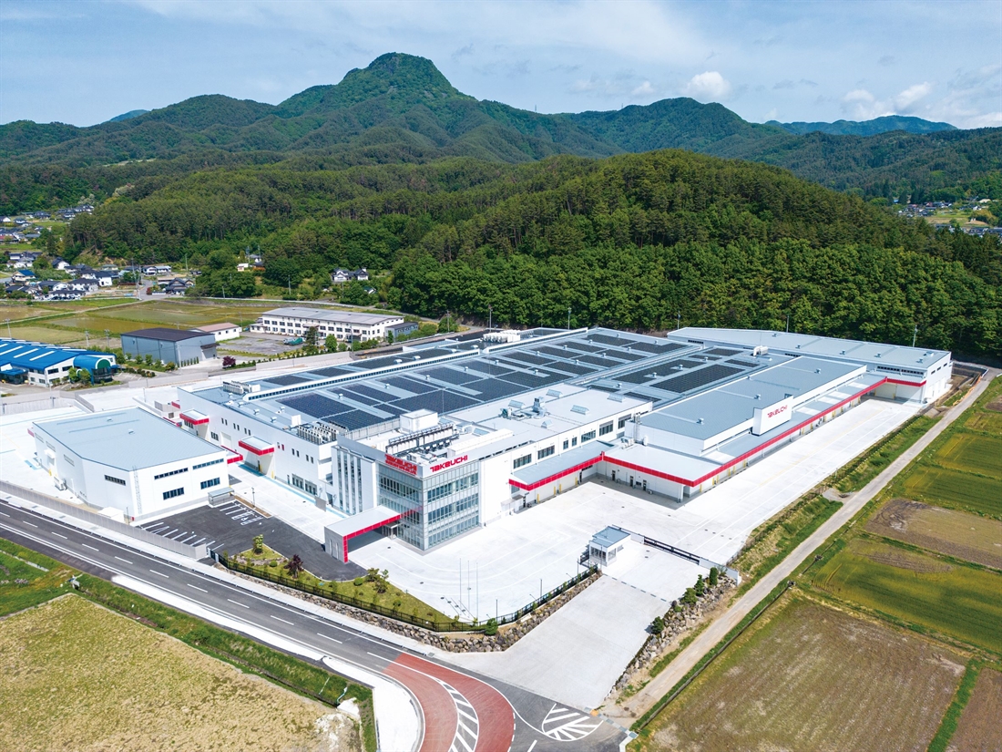 Takeuchi expands production with 100% renewable factory