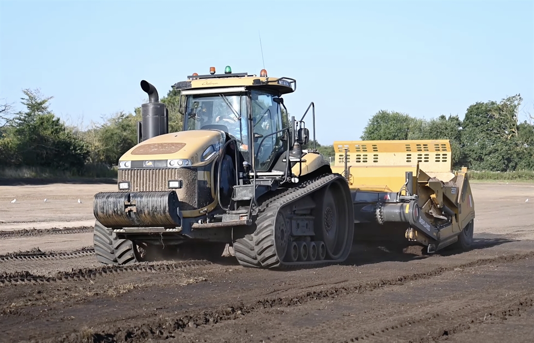 Ashland pull scraper and Challenger tractor combo