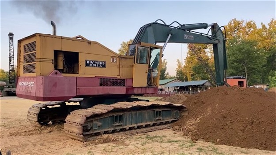 Classic American Excavator Sight and Sound #ThrowbackThursday