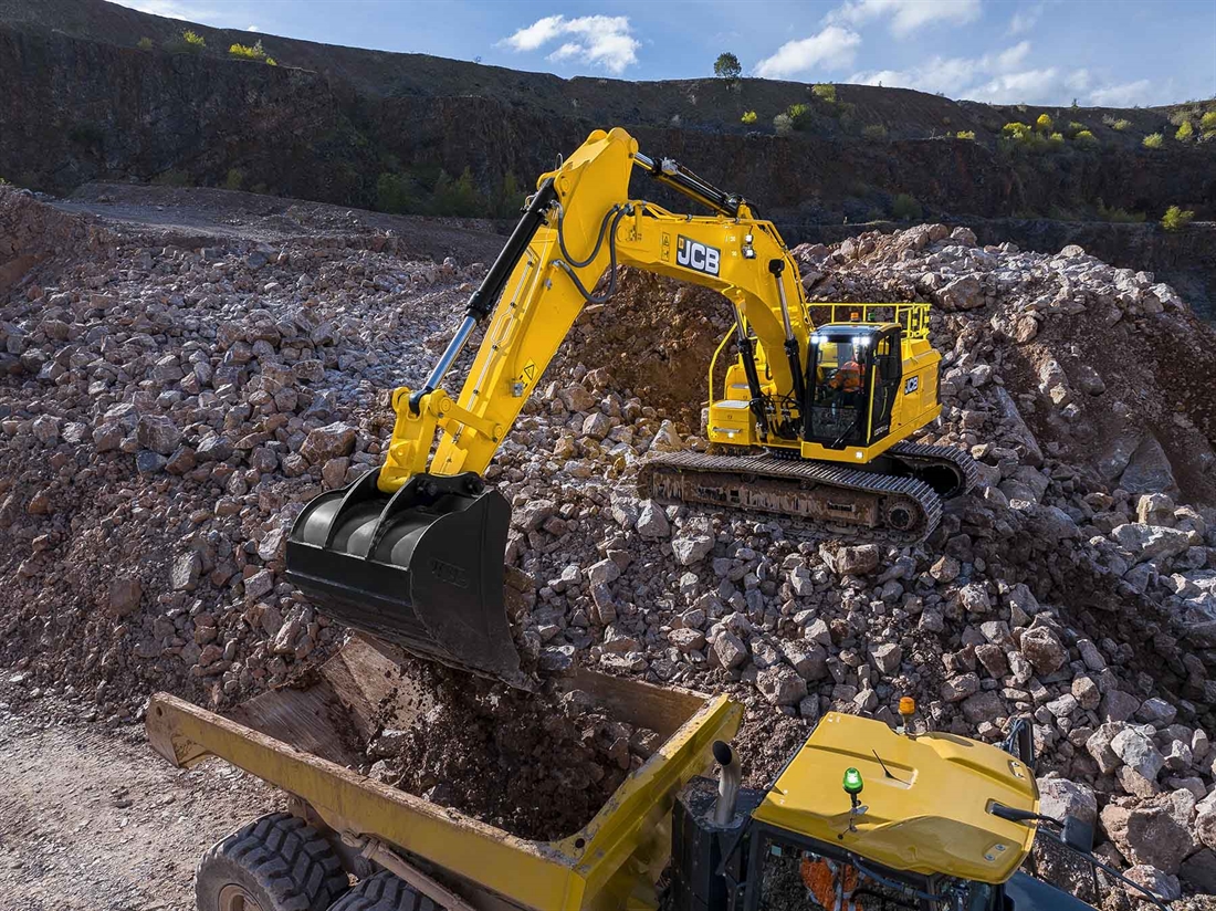 JCB launches 370X crawler excavator