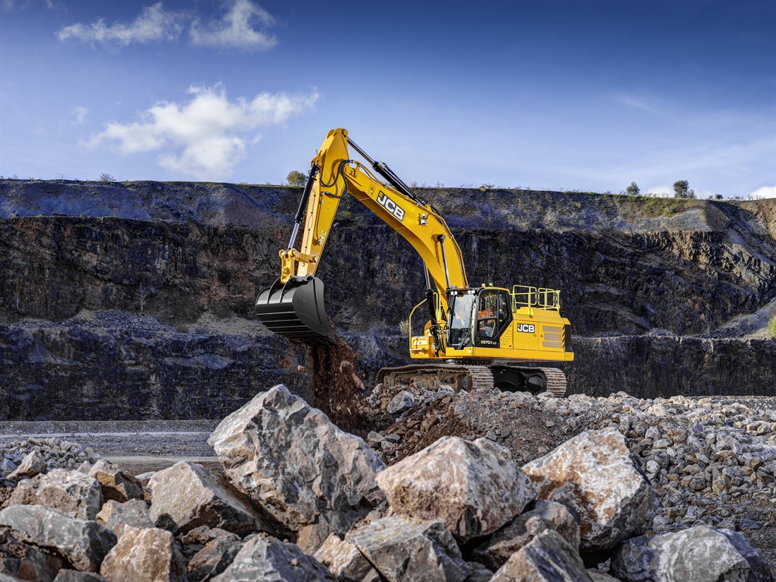 Hillhead debut for biggest ever JCB X Series