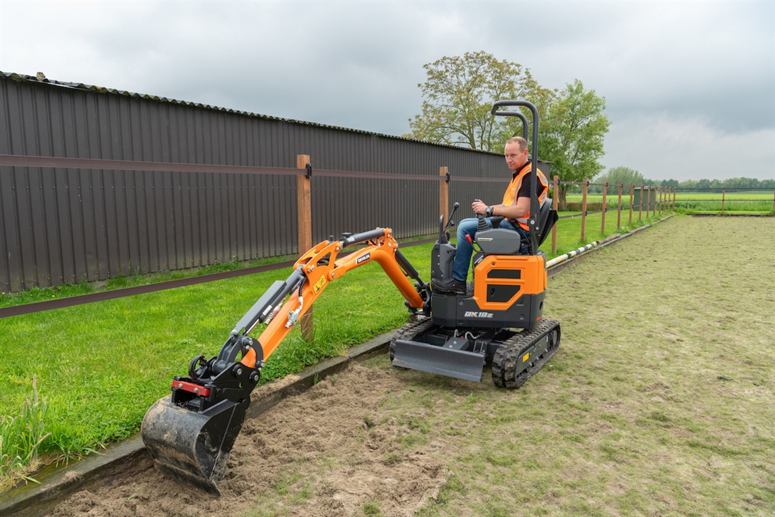 Develon to debut DX10Z-7 mini at Galabau
