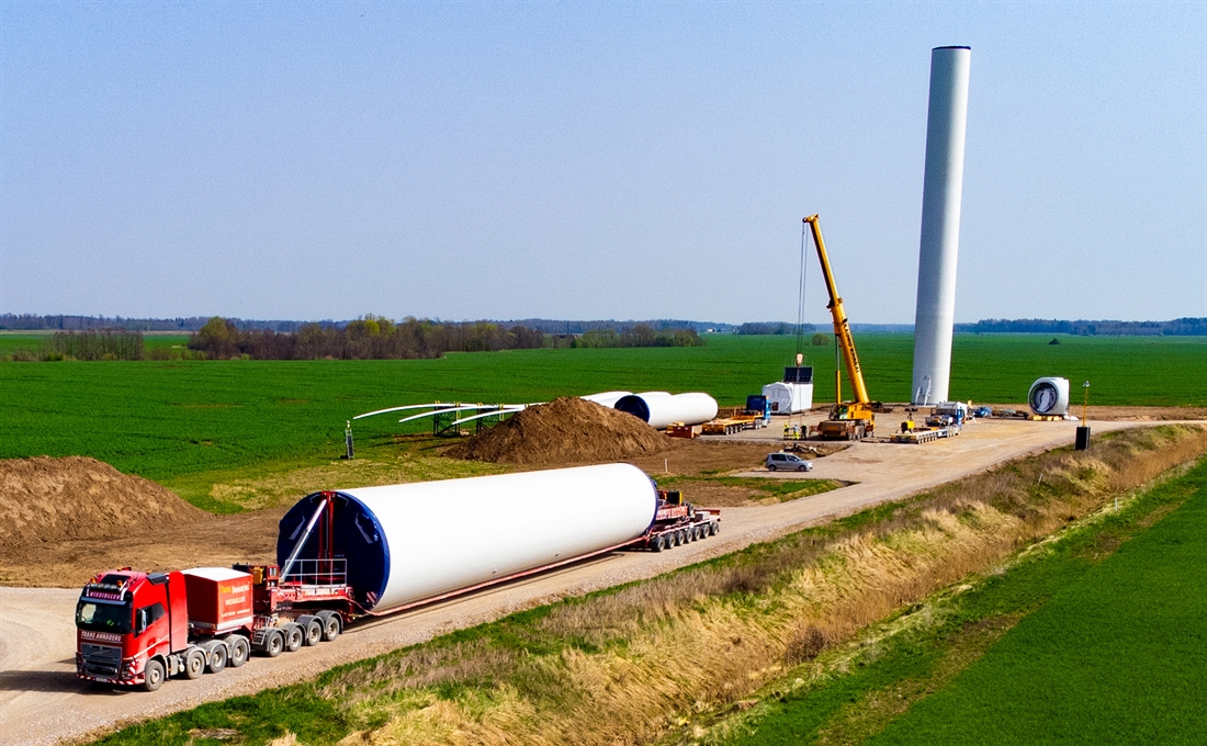 Nooteboom introduces new generation Mega Windmill Trailer XXL