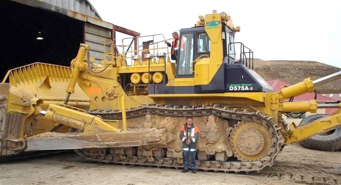 Mack Gets Up Close and Personal with the Komatsu D575A-2