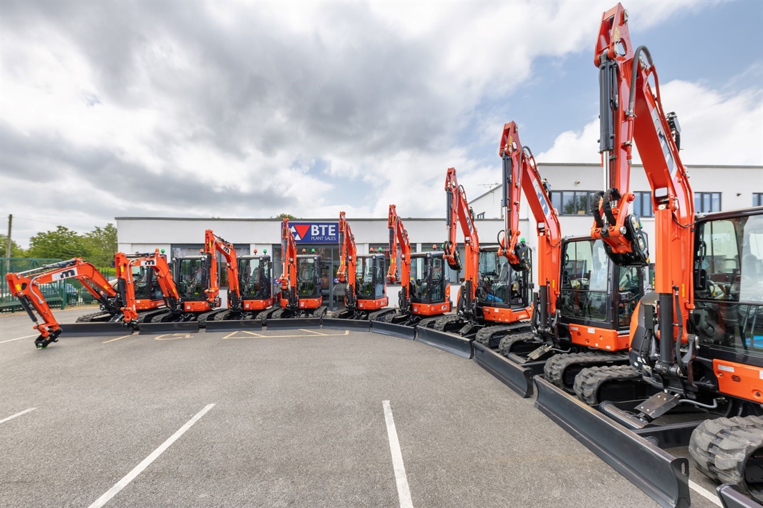RM Contractors accelerates growth with order new Kubota excavators