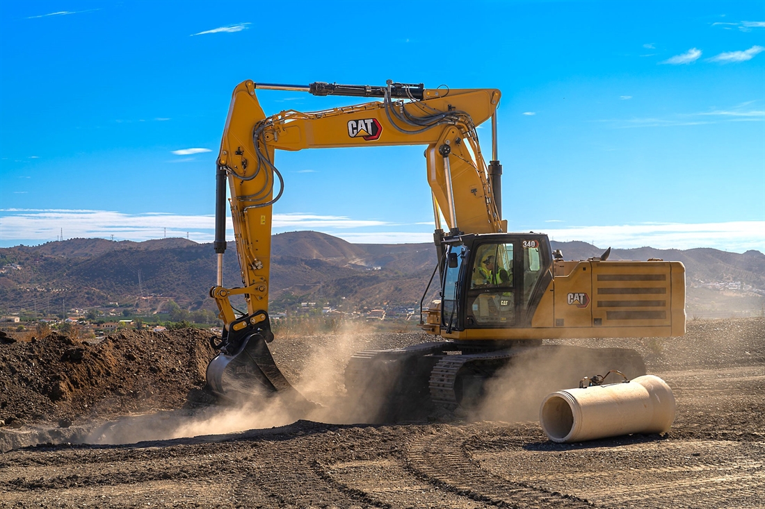 Cats 40-tonner Gets More Flexibility