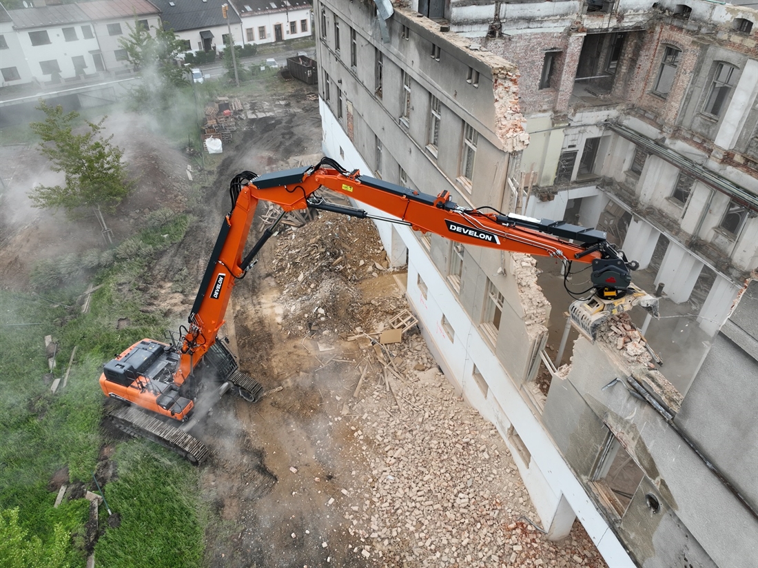 Former Tesla site in the Czech Republic demolished by Develon
