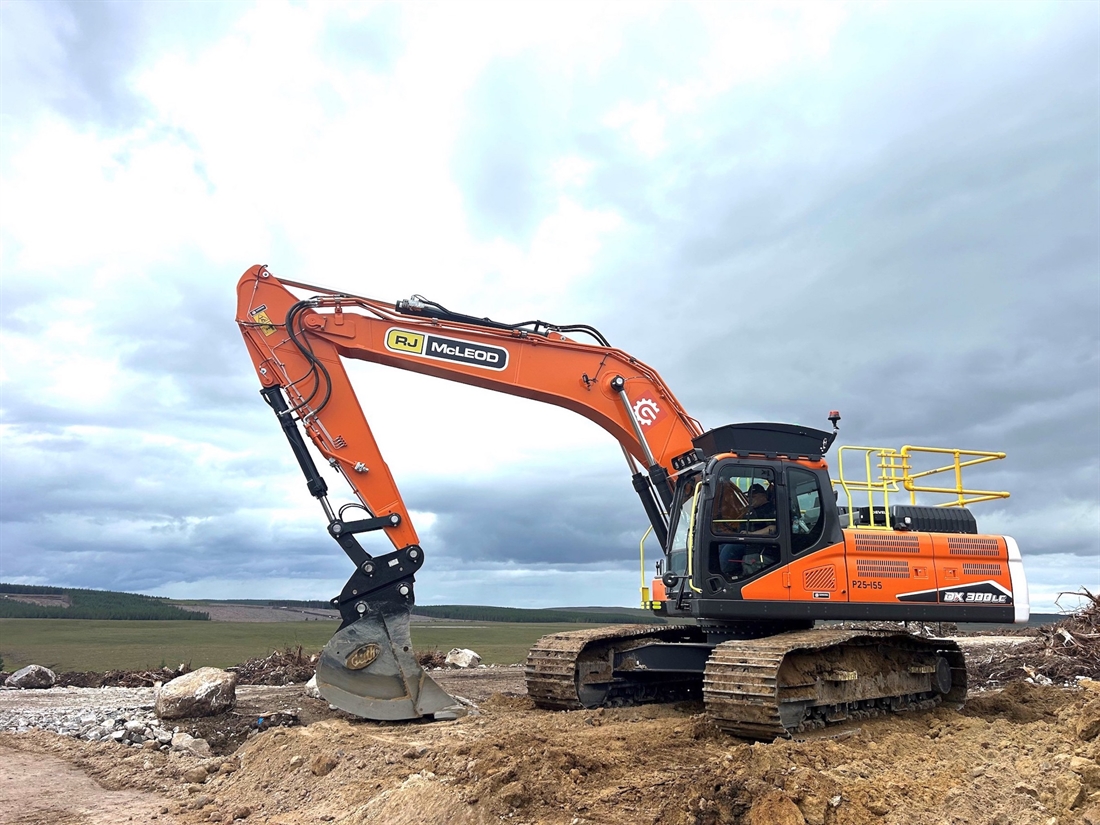 Develon wins major new machine order from RJ McLeod