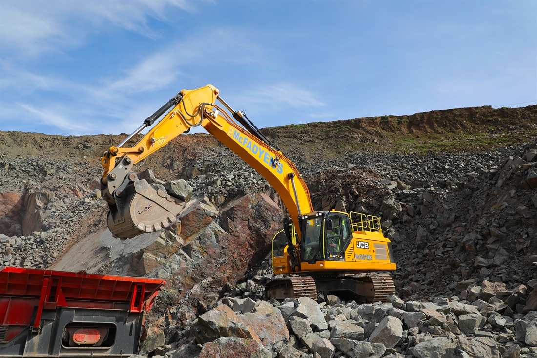 JCB 370X brings the power for Scottish civil engineering giant