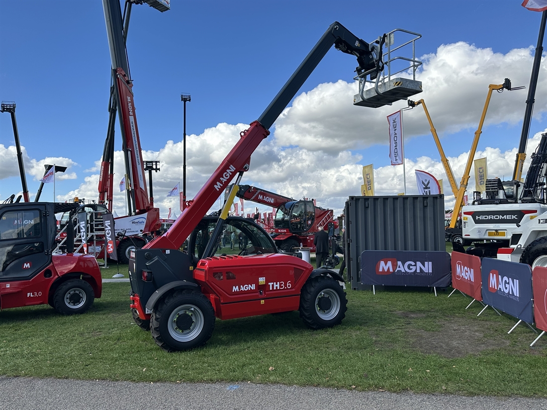Sunshine and Machinery Deals done at Plantworx 2025