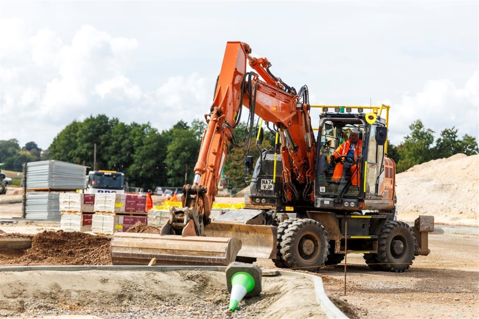 First-rate service from Synergy Hire keeps CP Groundworks on track