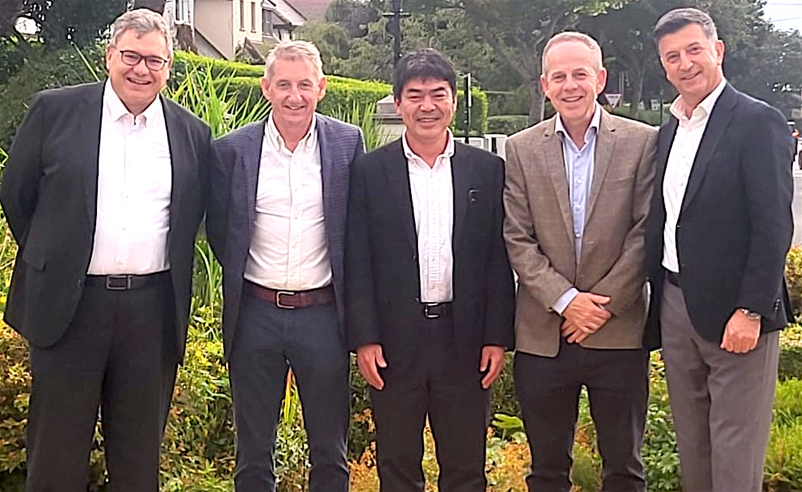 McHale Plant Sales is to acquire Marubeni-Komatsu Ltd.