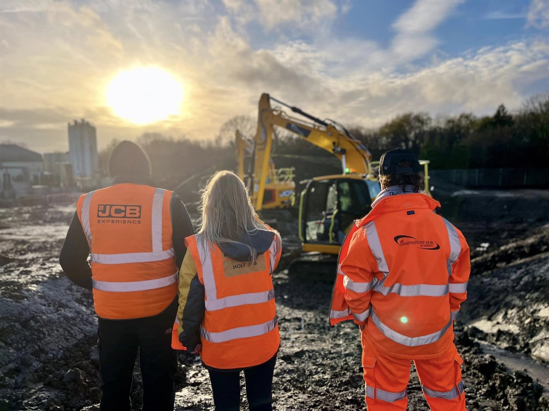 Holt JCB Dig Days Battle the Elements