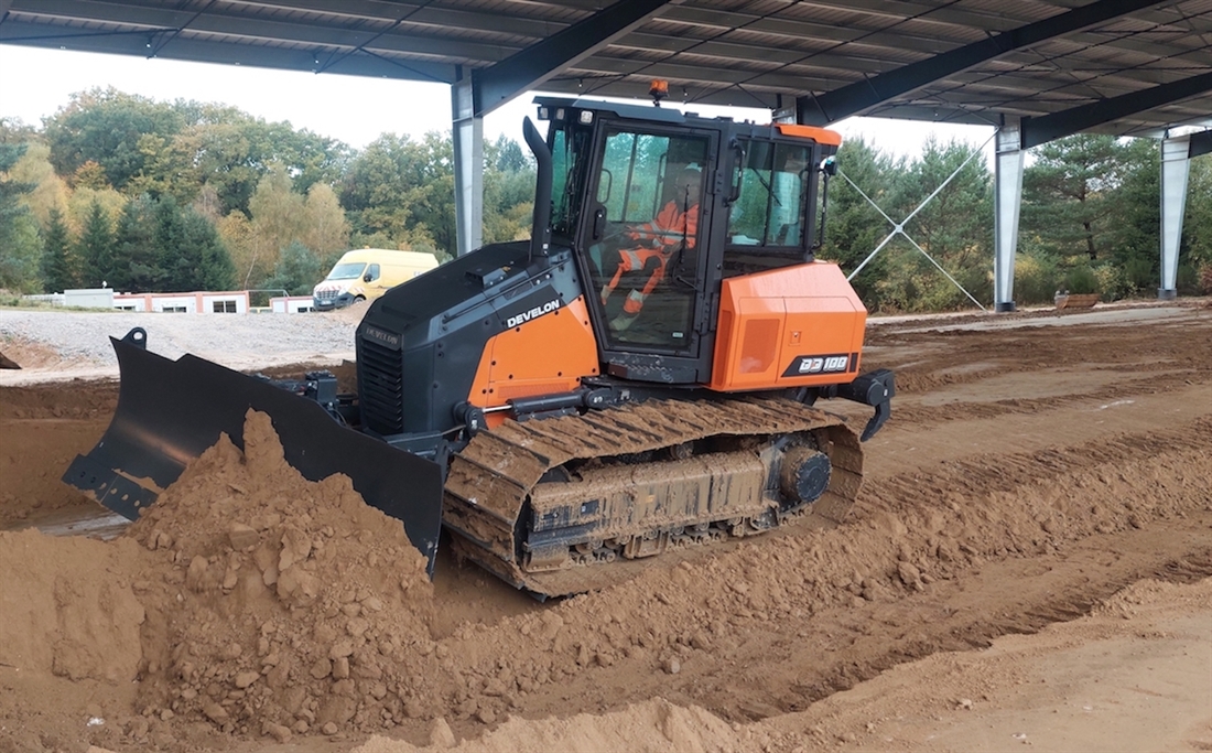 Develon expands dozer line-up