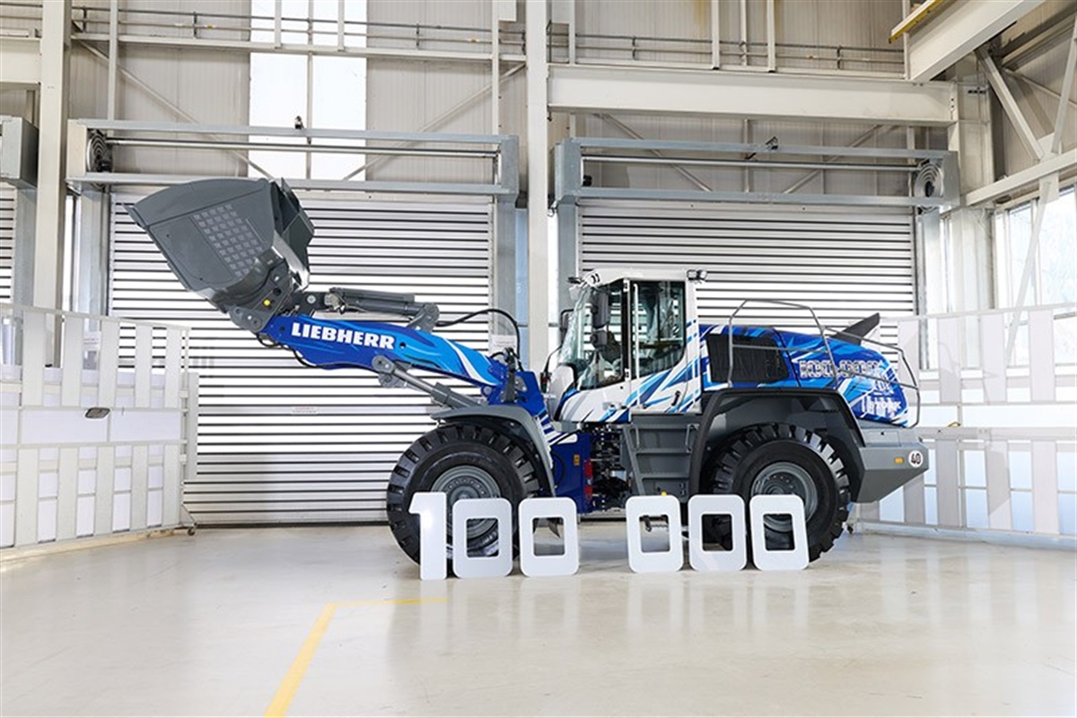 100,000th wheel loader marks a milestone