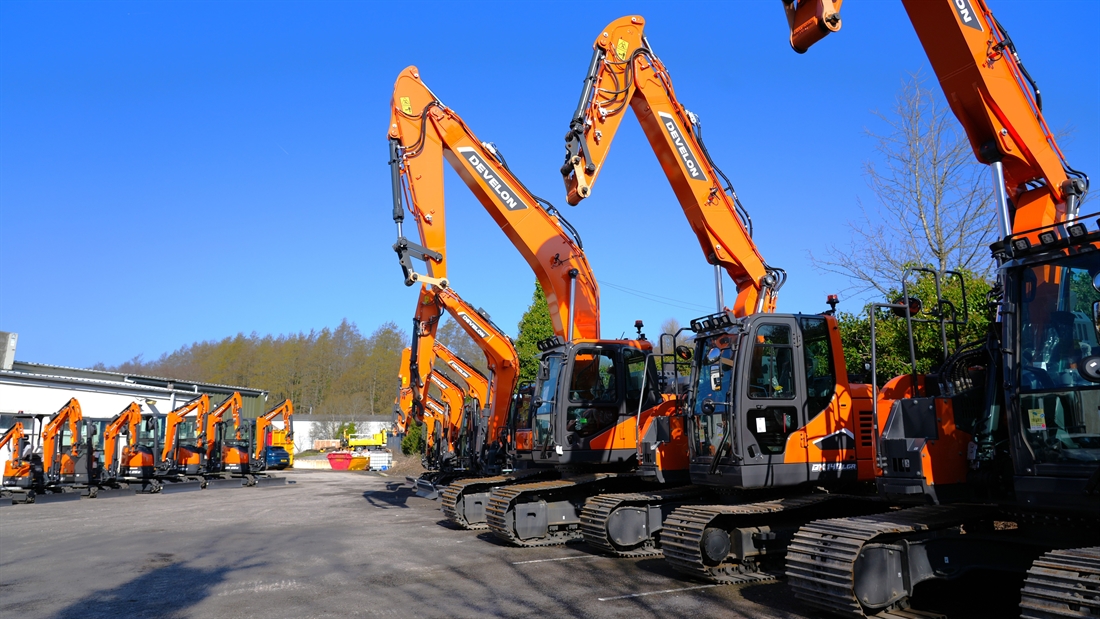 Dealing and Engineering, a Perfect Match