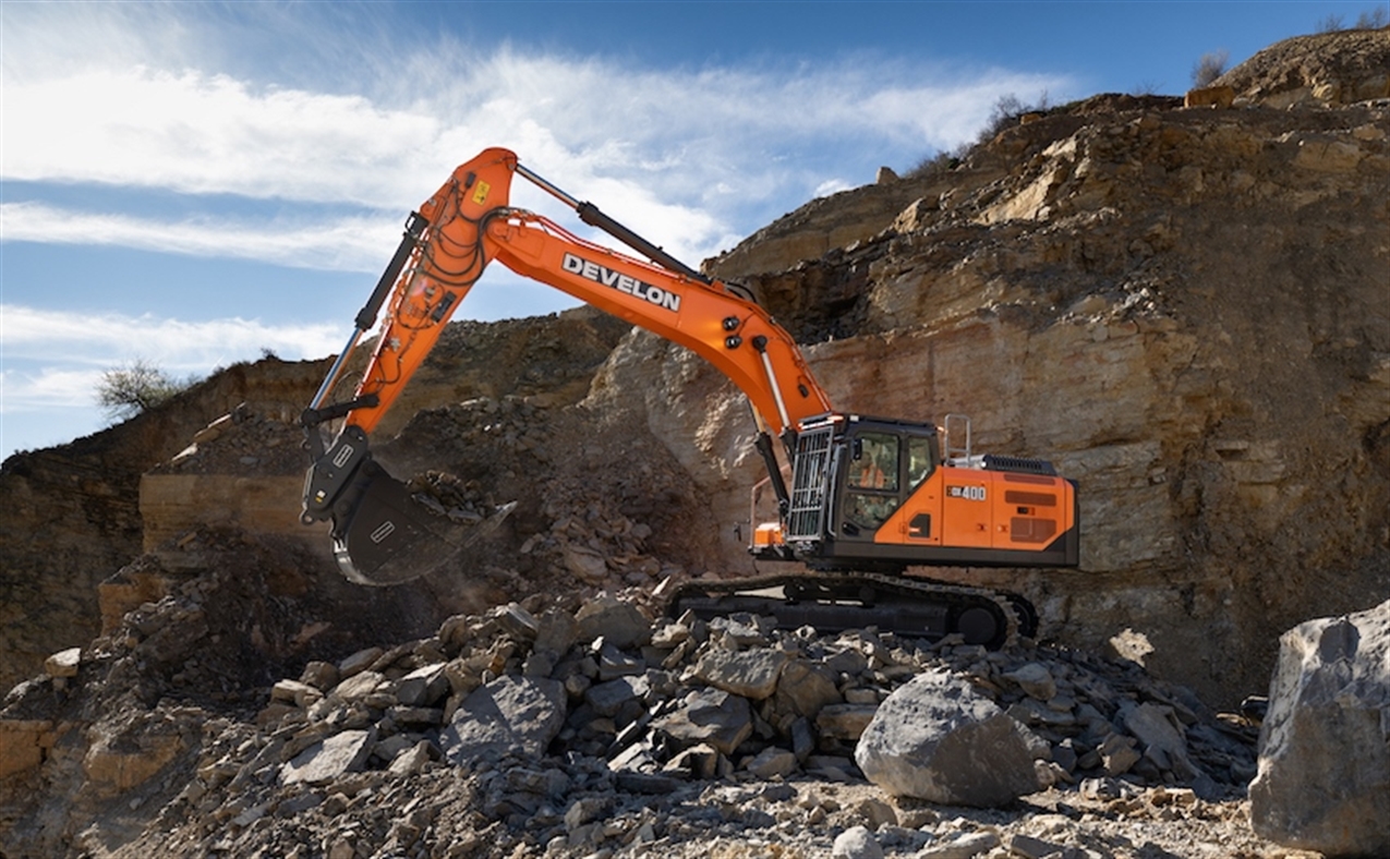 New Develon Series 9 excavators UK debut at Hillhead 2026