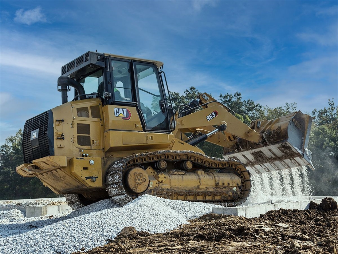 Herv� on the CAT 963