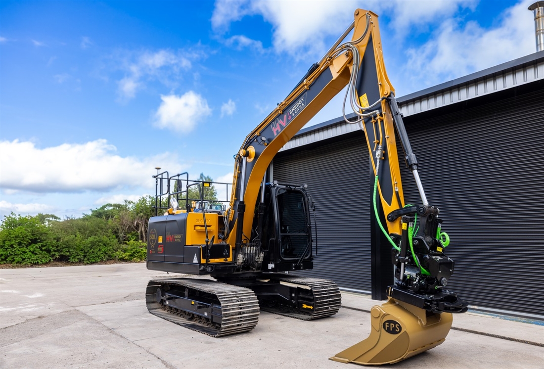 Fitzgerald Plant Services celebrates 500th Sany machine sale