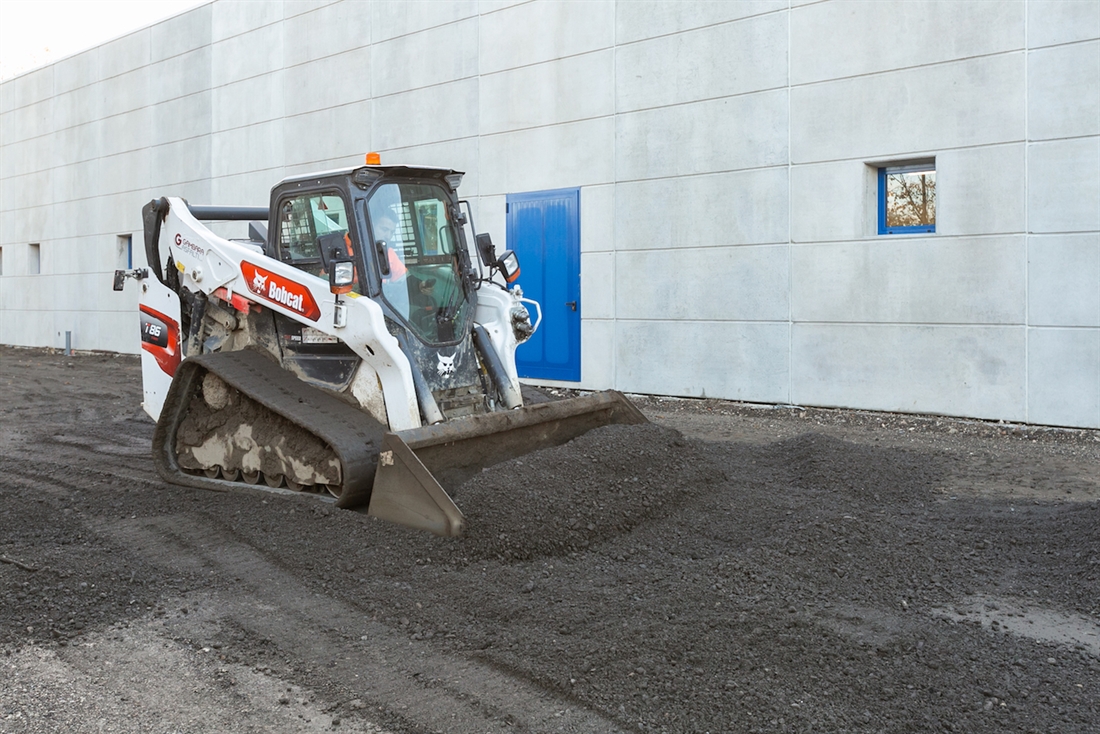 Non-stop operation on roadworks sites