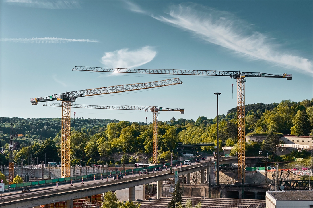 Liebherr cranes support major Ulm bridge replacement