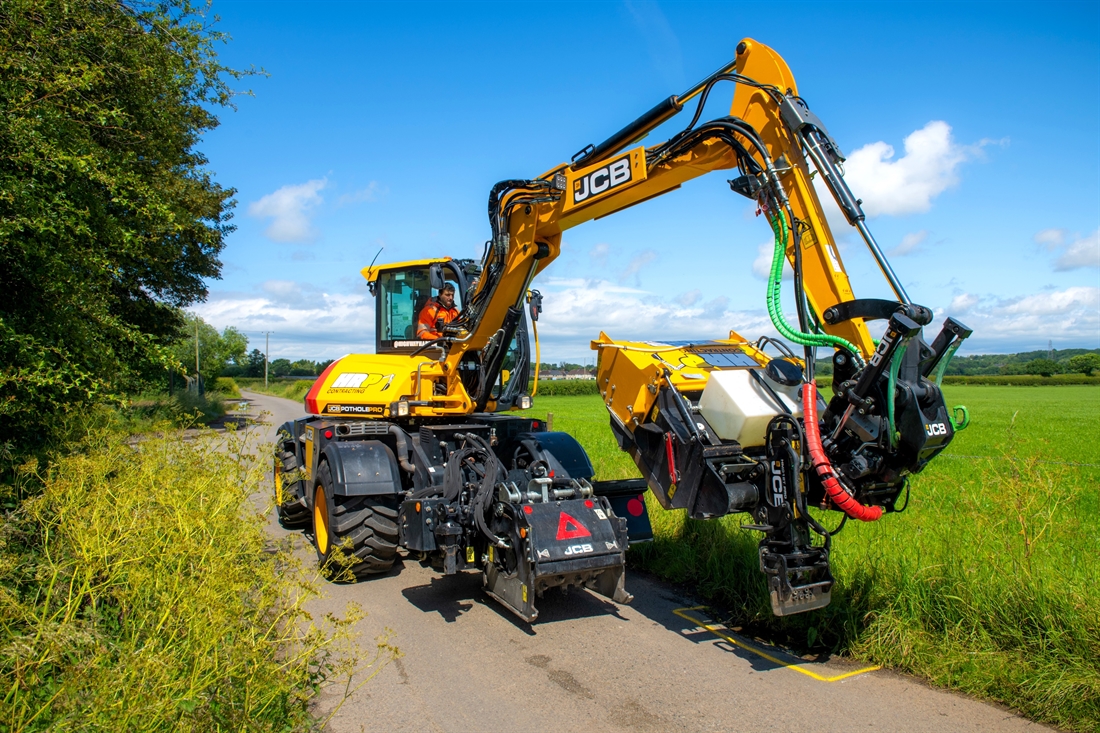 HRP Contracting sings praises of JCB Pothole Pro