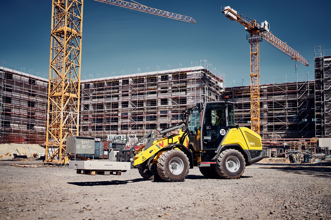 Wacker Neuson unveils new wheeled excavator and wheel loaders