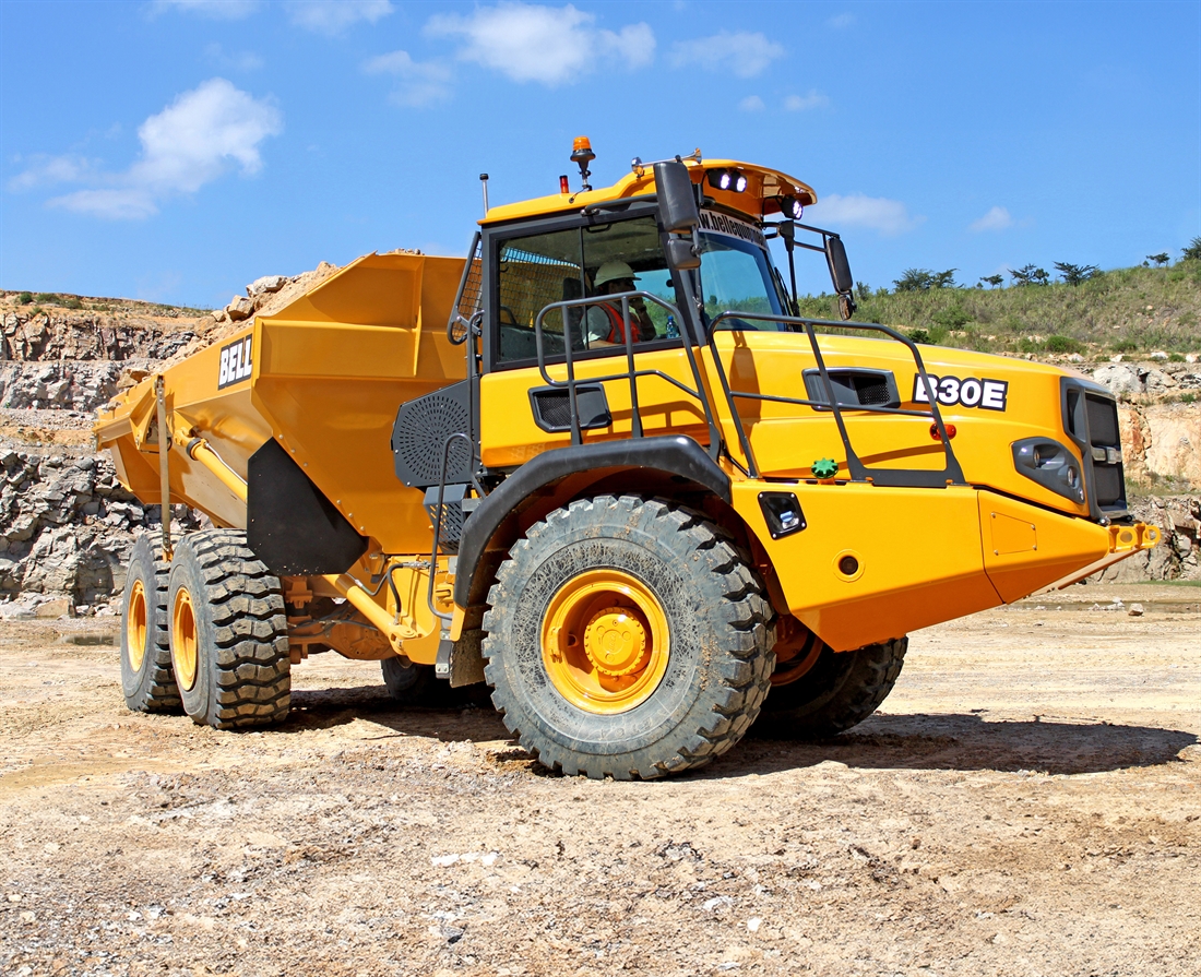 Bell Equipment UK ring the changes with Molson Scotland